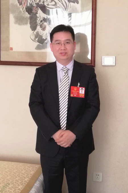 奏響春天的聲音！全國人大代表陳勇彪隨湖南代表團赴京參加全國“兩會”(圖2)